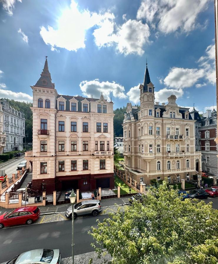 Apartment Erika Karlovy Vary Esterno foto